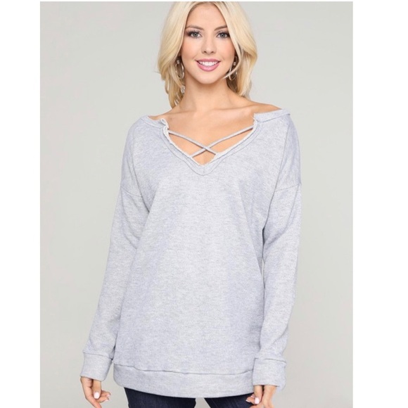 Tops - NEW! V-Neck Crisscross Top in Heather Gray!